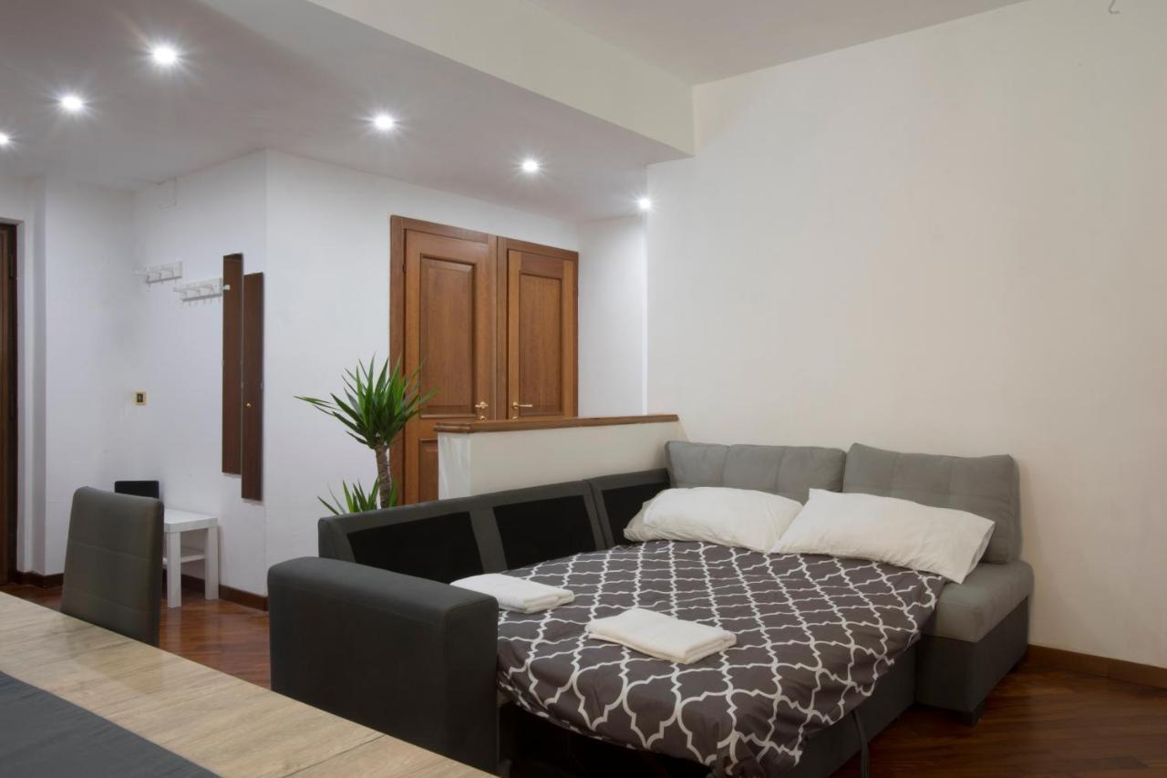Appartamento Moderno Metro B San Paolo Рим Екстер'єр фото