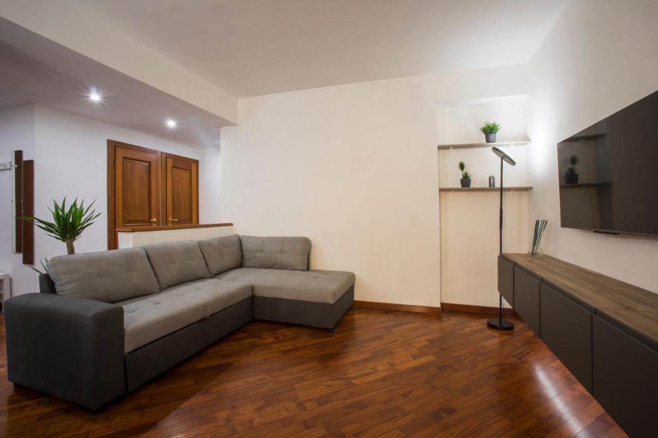 Appartamento Moderno Metro B San Paolo Рим Екстер'єр фото