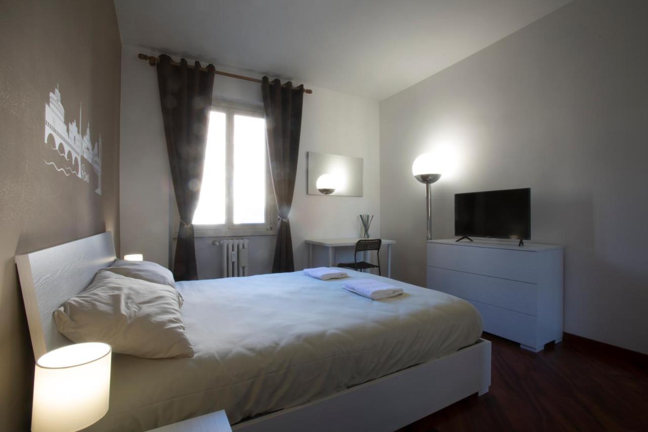 Appartamento Moderno Metro B San Paolo Рим Екстер'єр фото