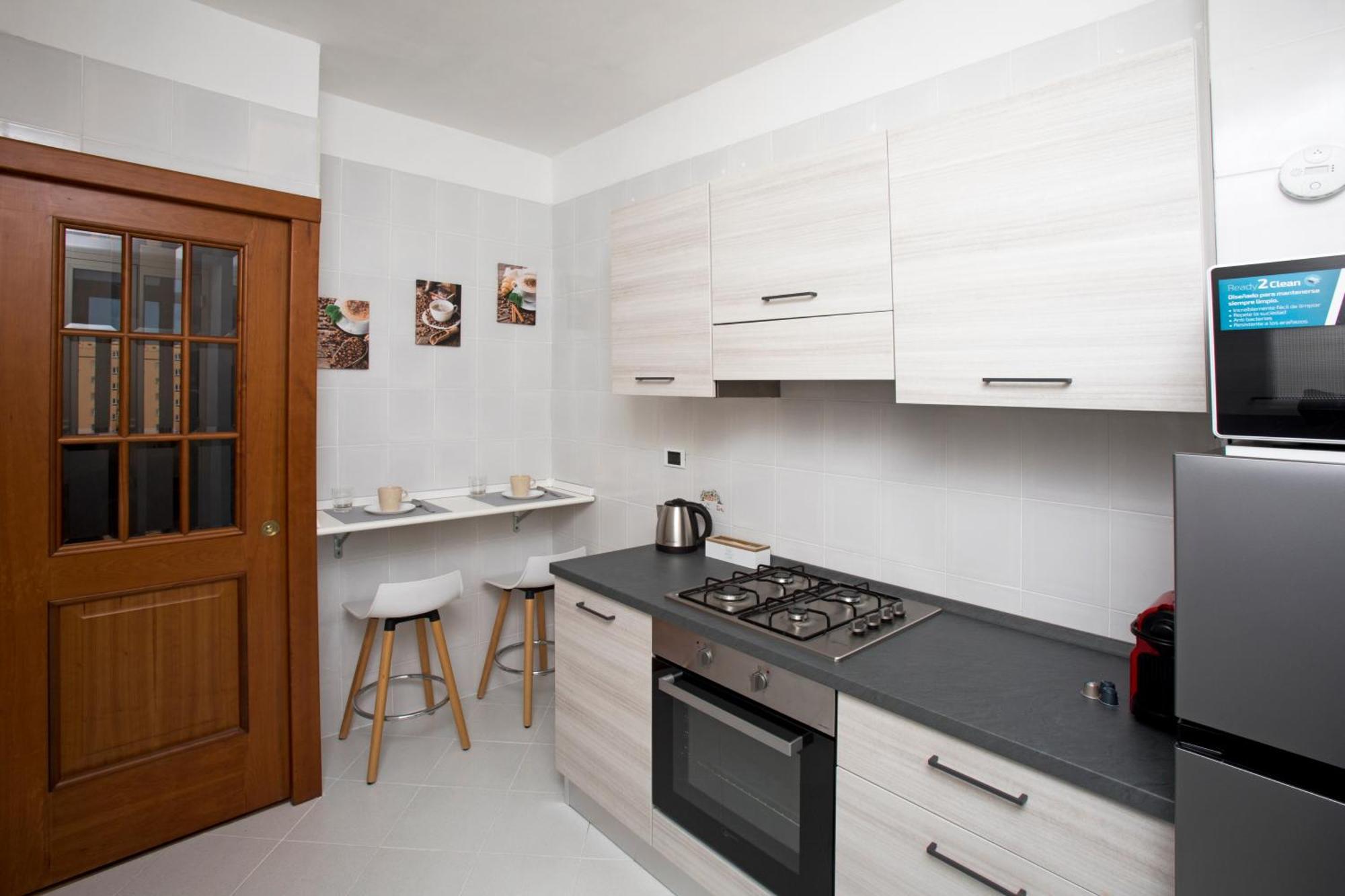 Appartamento Moderno Metro B San Paolo Рим Екстер'єр фото